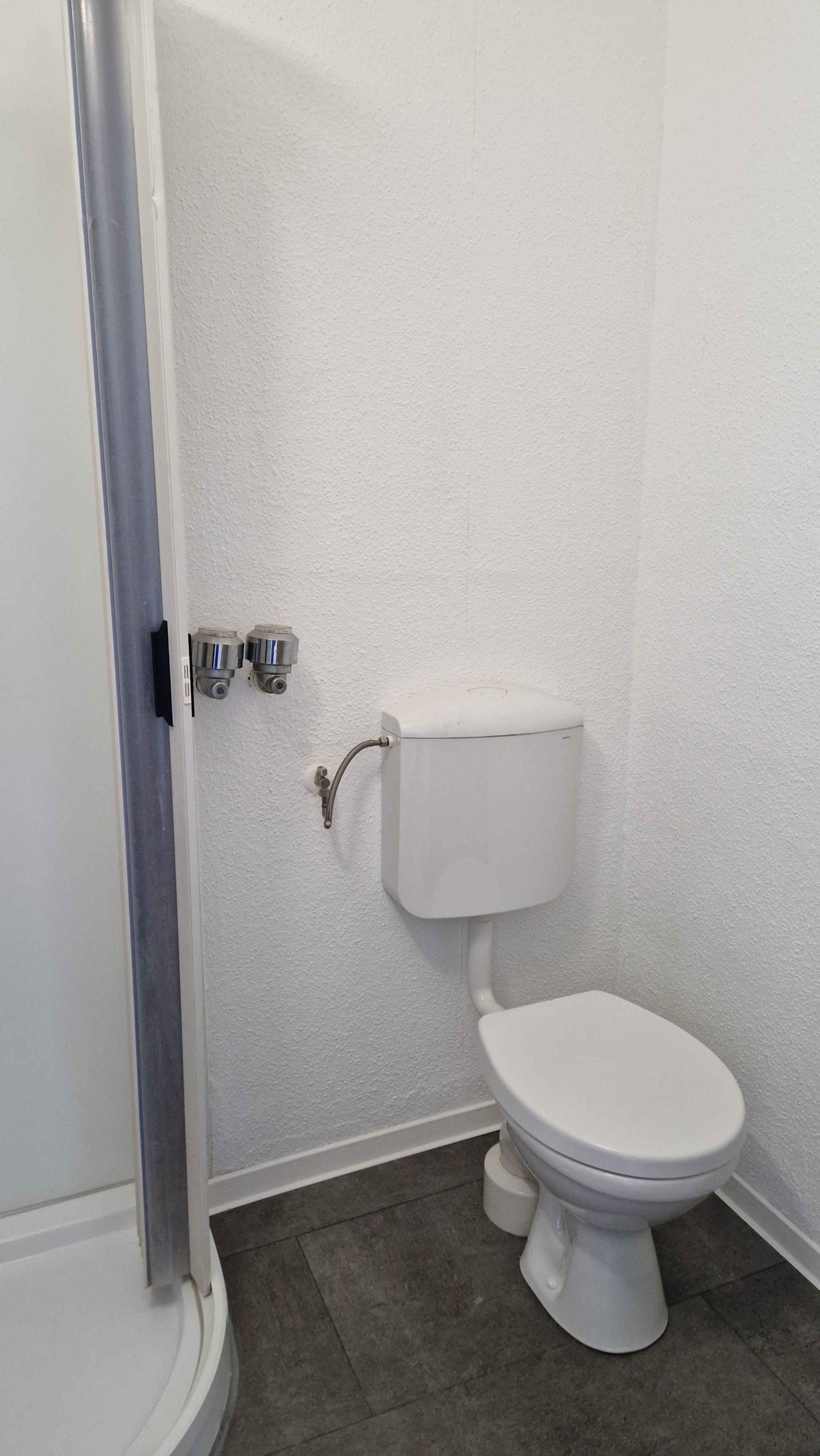  Fantastic New Temporary Apartment In Stuttgart  -  Fantastic new temporary apartment in Stuttgart  - Gallery -  4