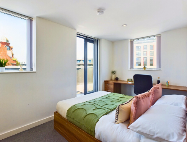  2 Bed Apartment Balcony  -  Windsor Court  - Gallery -  1
