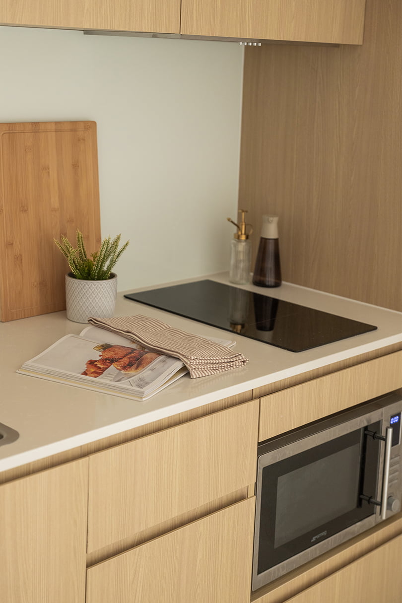  Standard Studio Apartment  -  Iglu Broadway  - Gallery -  6