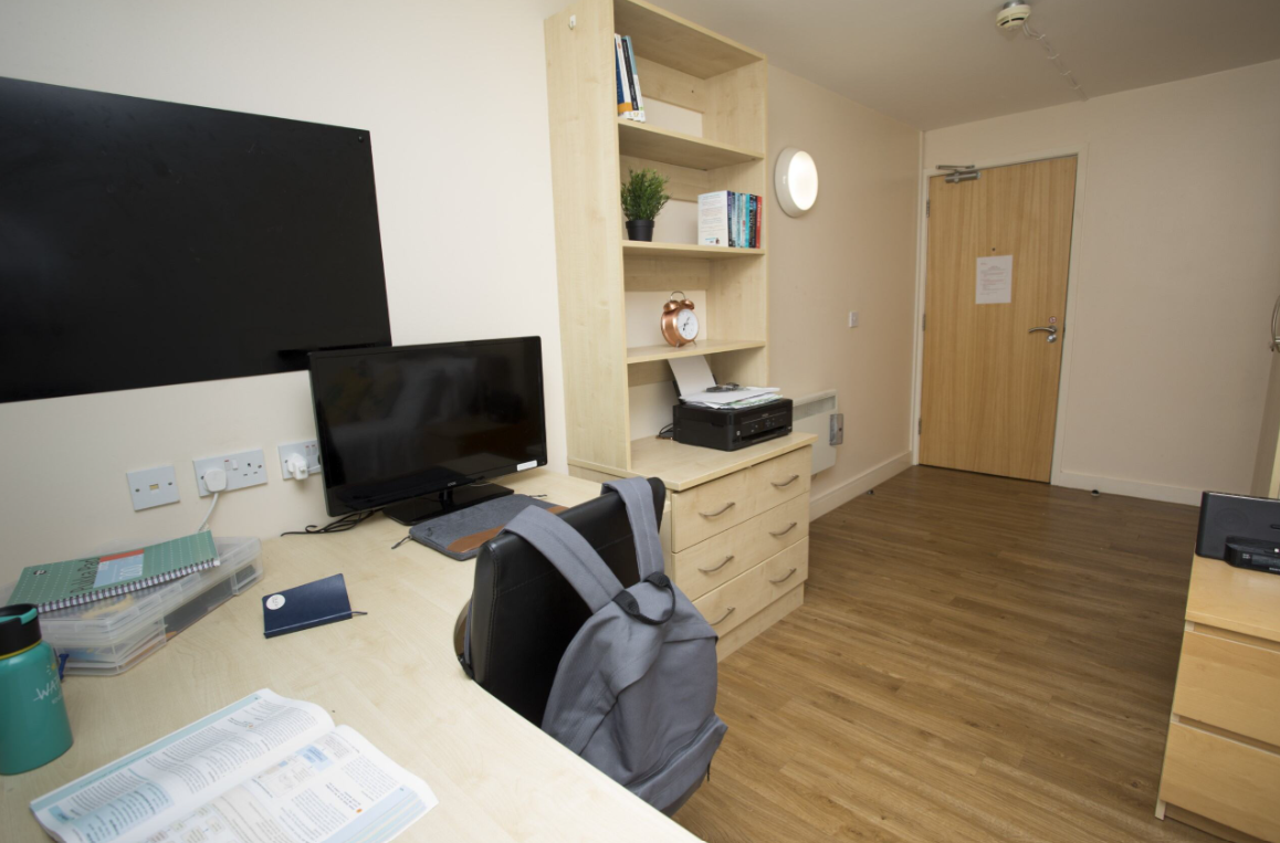 Gold 2 Bed Ensuite - Daisybank Villas - Gallery - 2