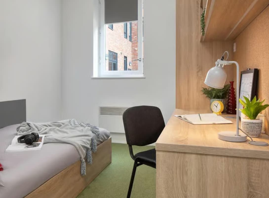 Standard En Suite - Globe Works - Gallery - 1