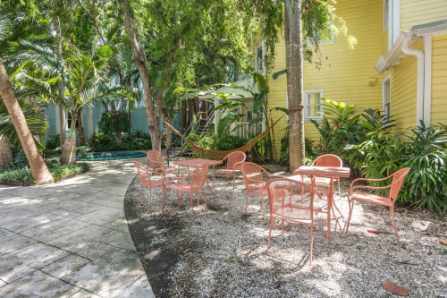 Selina Miami River Inn - Communal Area