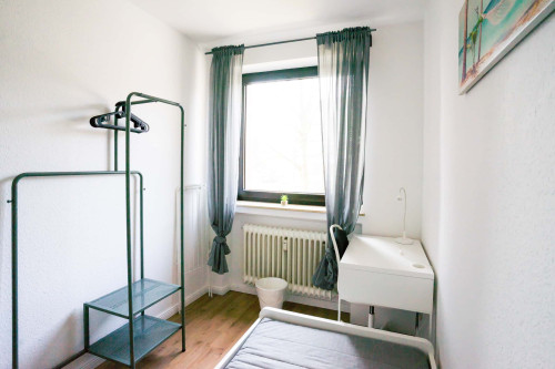 Kölner Landstraße - Room 3