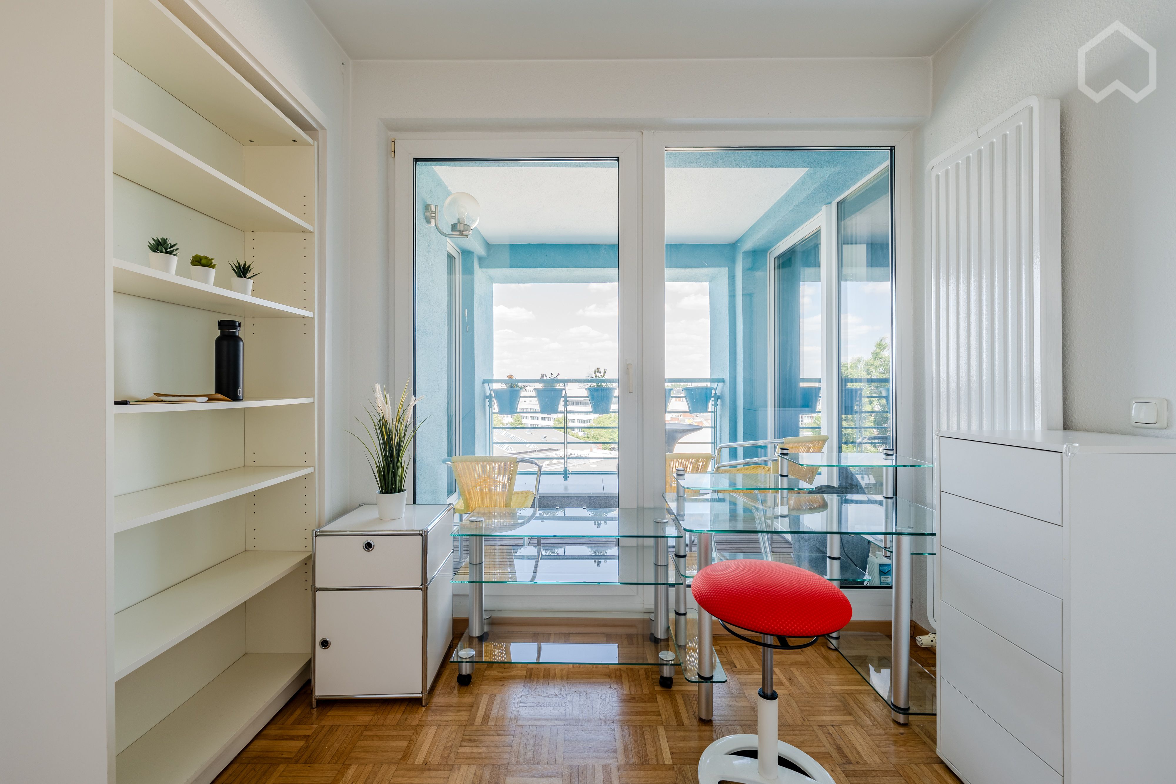  Prime Location In Charlottenburg – Panoramic View & Concierge Near The River  -  Prime Location in Charlottenburg – Panoramic View & Concierge near the River  - Gallery -  2