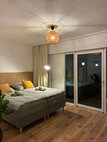 HoliDeis Studio Bonn – Komfortabel & Modern