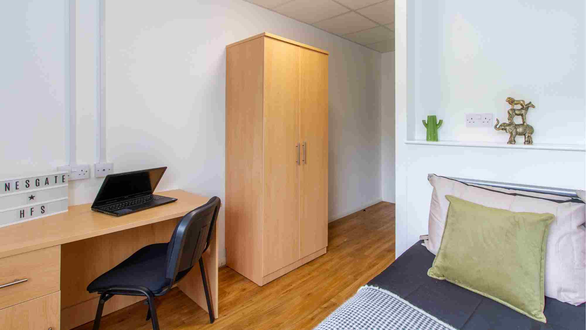  Bronze Plus Ensuite  -  Danesgate House  - Gallery -  1