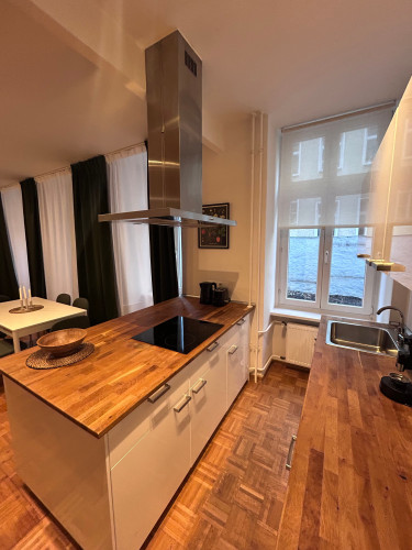 Your New Home: Spacious and Stylish 3-Room Apartment