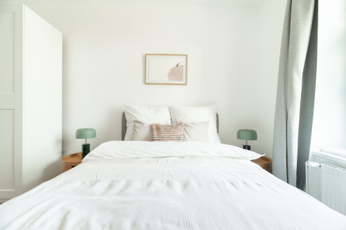 Lovely 2-Bedroom Apartment in Steglitz