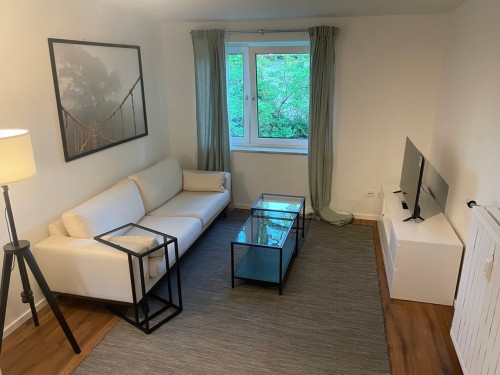 Freshly core renovated / Best location in Munich with park location