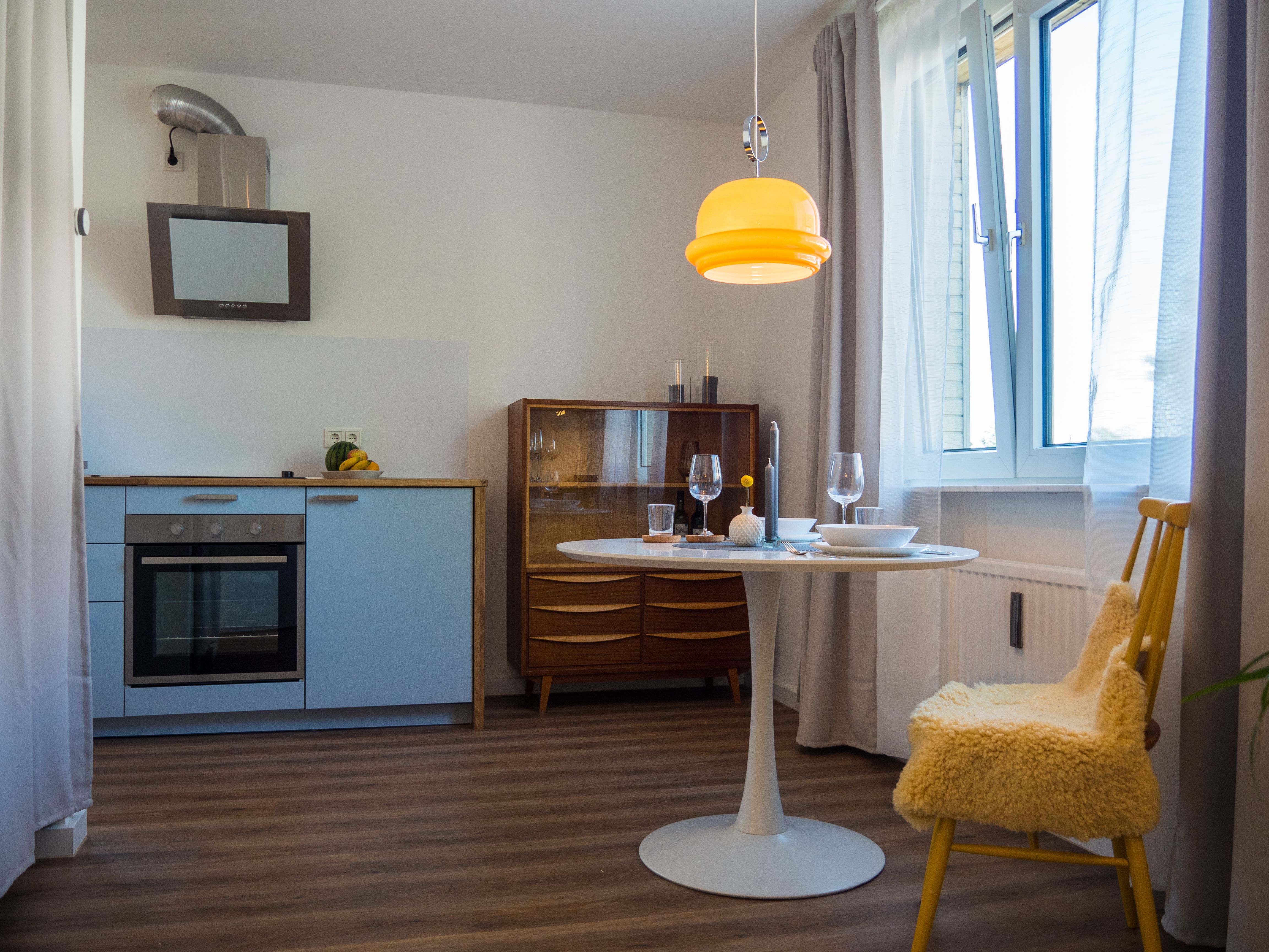  Fully Furnished, Stylish Apartment With Open Kitchen, WiFi, Near The Airport / Trade Fair  -  Fully furnished, stylish apartment with open kitchen, WiFi, near the airport / trade fair  - Gallery -  8