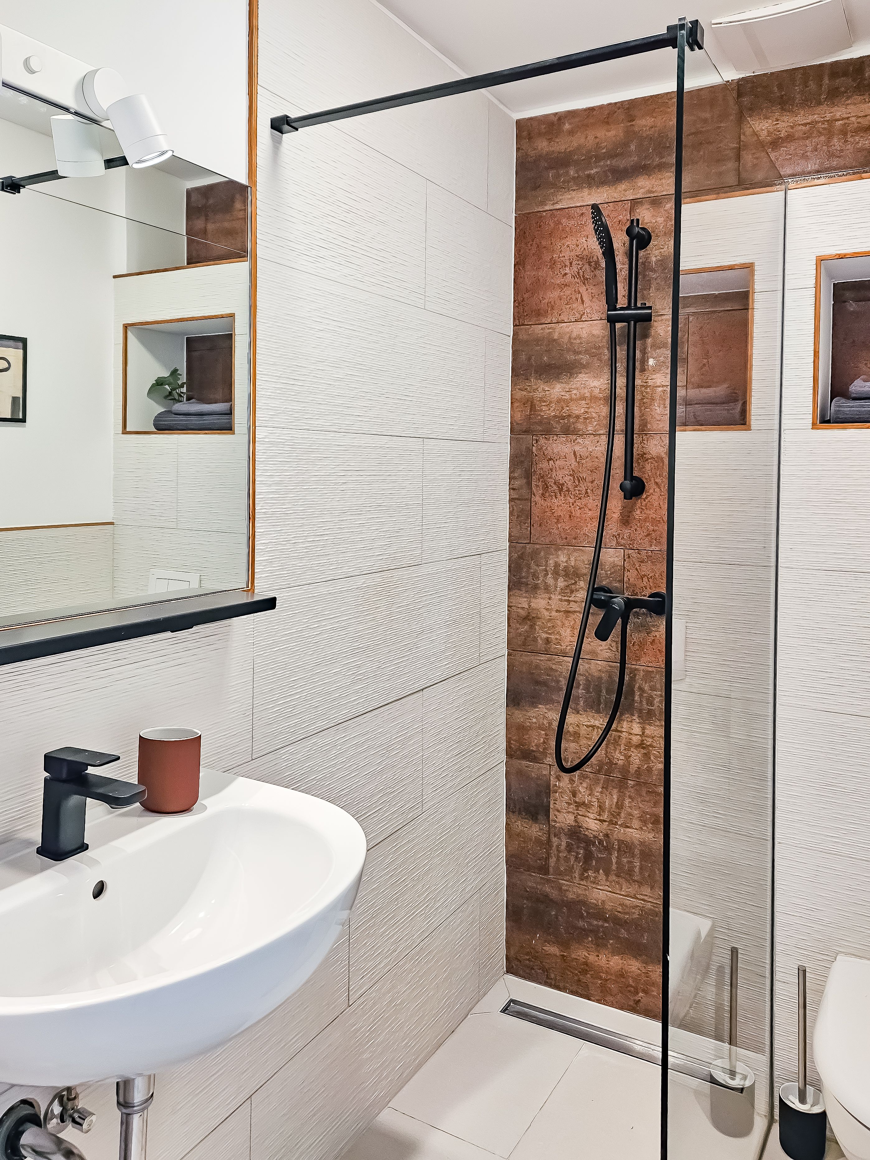  *****charming Feel-Good Apartment With Sunny Balcony*****  -  *****charming feel-good apartment with sunny balcony*****  - Gallery -  2