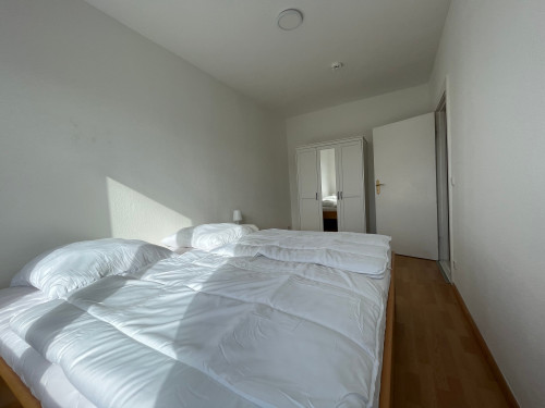 Super bright 3 room apartment in the heart of Reinickendorf