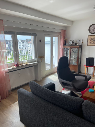 Awesome & great home in Düsseldorf