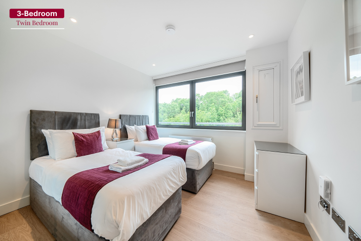  Three Bedroom  -  Oasis Way  - Gallery -  3