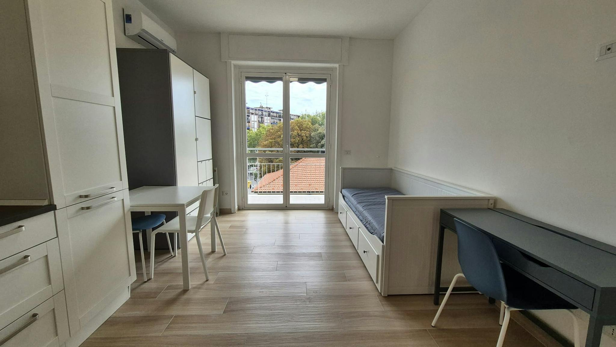 Entire Place - Via Polesine, Milan - Gallery - 1