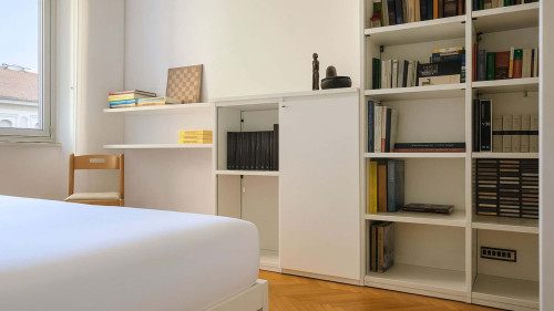 Three-room apartment in Porta Romana - Bocconi