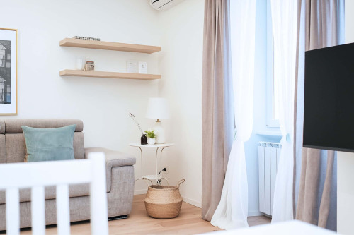 Elegant studio near Corso Lodi - Gallery - 15