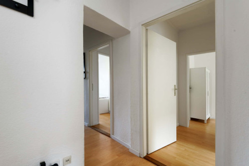 Flughafenstraße 48.3