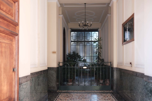 Romantic one bedroom apartment close to Corso Pleibisciti