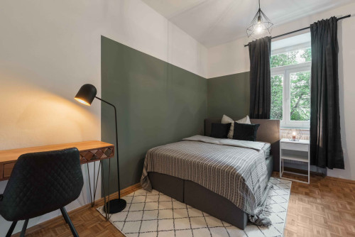 Zimmer in der Einsteinstraße