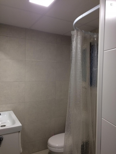 Homely double bedroom in a 4-bedroom flat, near Universitat Politècnica de València's main campus