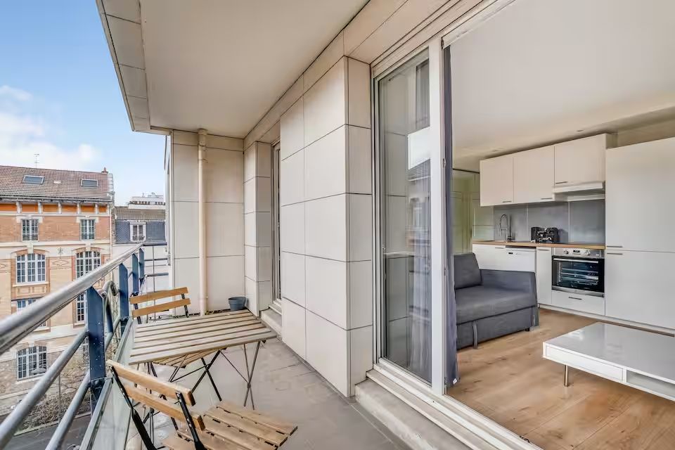 Spacious 1-Bedroom/4-Room Apartment - Buttes-Chaumont - Spacious 1-bedroom/4-room apartment - Buttes-Chaumont - Gallery - 3