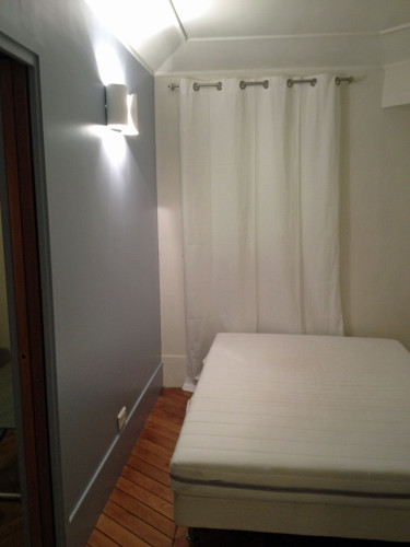 Location meublée 2 pièces centre de Paris : salon + 1 chambre Awesome flat in the heart of Paris