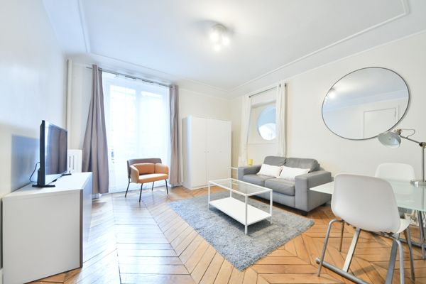 Location Meublée 2 Pièces Centre De Paris : Salon + 1 Chambre Awesome Flat In The Heart Of Paris  -  Location meublée 2 pièces centre de Paris : salon + 1 chambre Awesome flat in the heart of Paris  - Gallery -  3