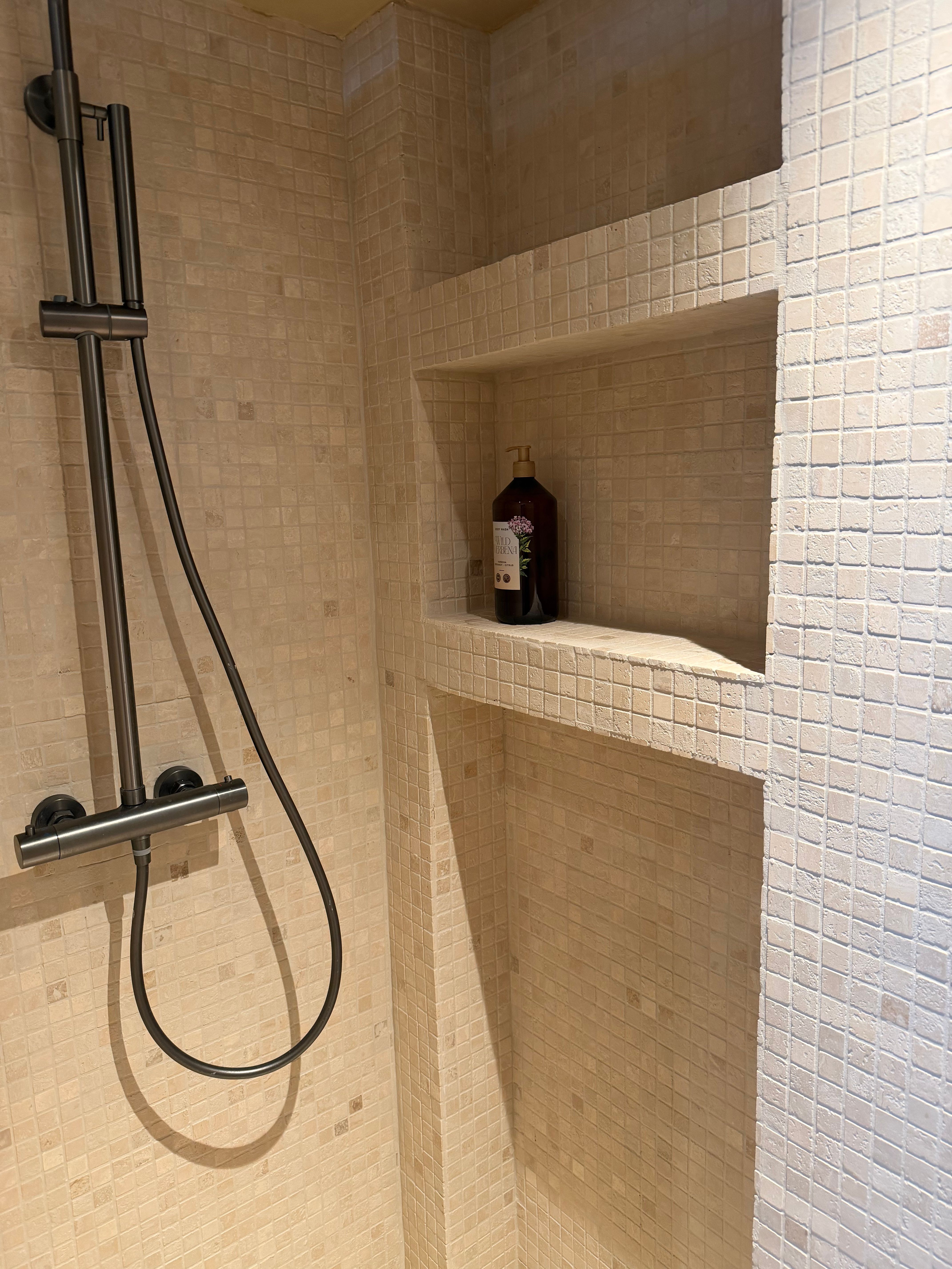  Bright High-End Luxurious Flat In Le Marais  -  Bright High-End Luxurious Flat in Le Marais  - Gallery -  13