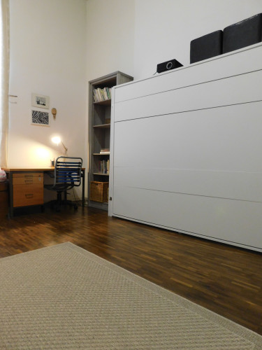 Industrial style studio loft with 4 m. high ceiling next to Gleisdreieck Park