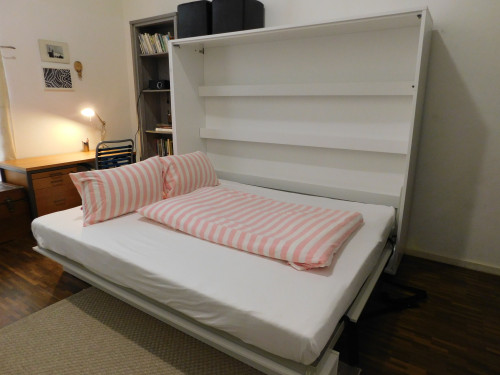 Industrial style studio loft with 4 m. high ceiling next to Gleisdreieck Park