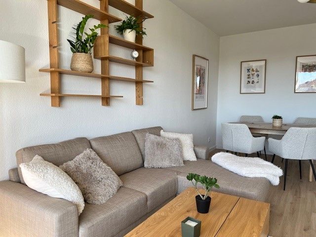  Beautiful Bright 2-Room Apartment With A Great View  -  Beautiful bright 2-room apartment with a great view  - Gallery -  15