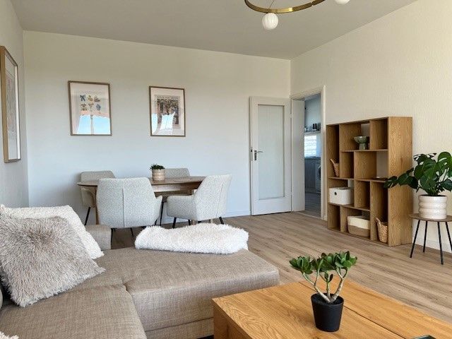  Beautiful Bright 2-Room Apartment With A Great View  -  Beautiful bright 2-room apartment with a great view  - Gallery -  16