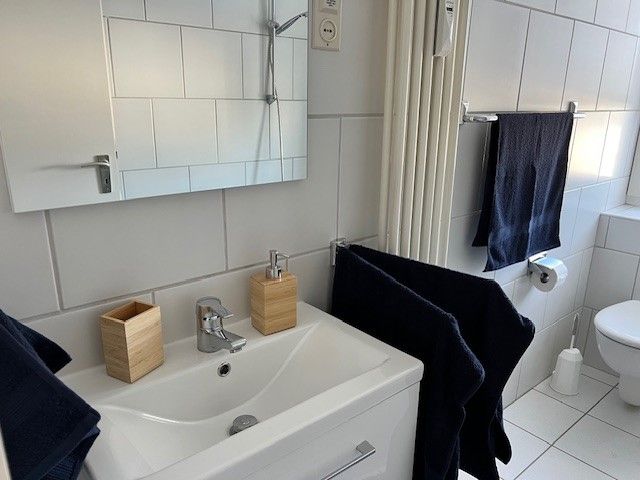  Beautiful Bright 2-Room Apartment With A Great View  -  Beautiful bright 2-room apartment with a great view  - Gallery -  6