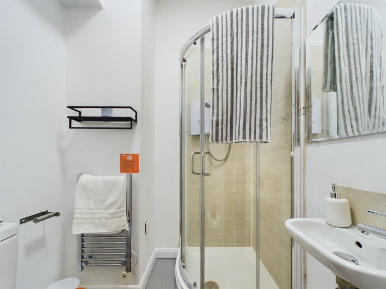 5 Bedroom House - Flat 4 - China Street - Gallery - 14