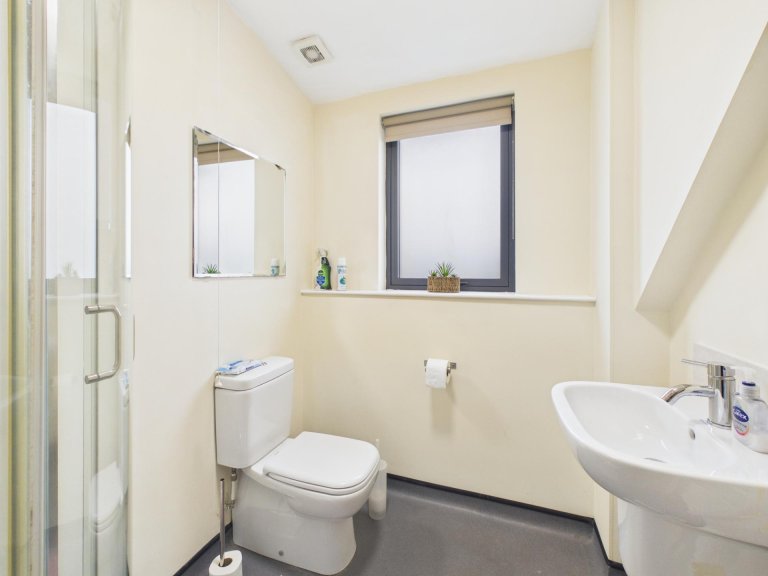 4 Bedroom House - Flat 9 - China Street - Gallery - 3