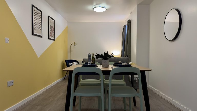 4 Bedroom House - Flat 8 - China Street - Gallery - 2
