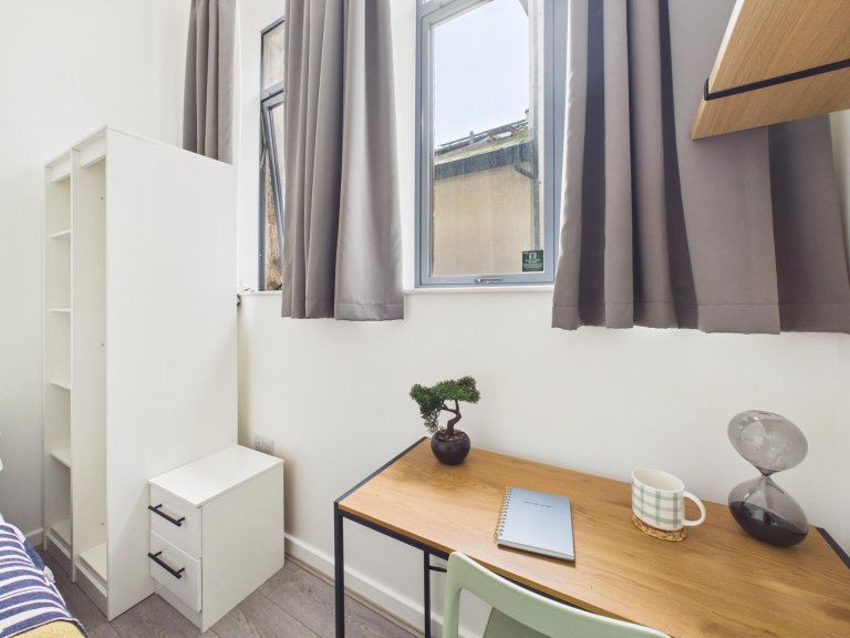 3 Bedroom House - Flat 3 - China Street - Gallery - 5