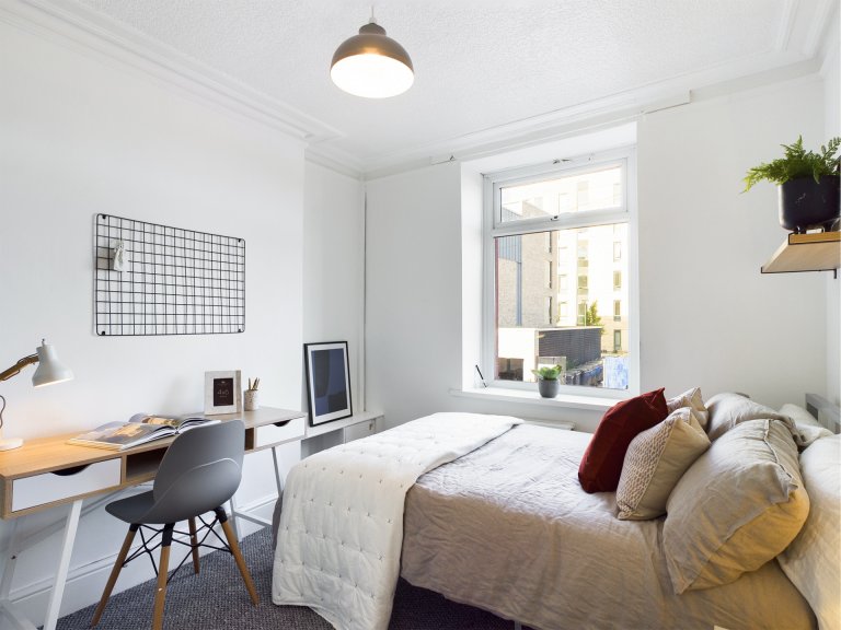 5 Bedroom House - 31 Gladstone Terrace - Gladstone Terrace - Gallery - 1