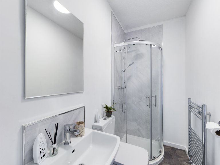 5 Bedroom House - 31 Gladstone Terrace - Gladstone Terrace - Gallery - 4