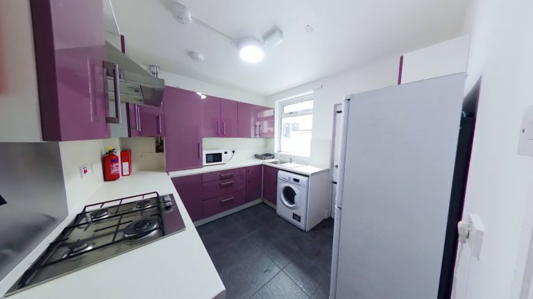  4 Bedroom House, 120 Adelaide Road  -  Adelaide Road  - Gallery -  4