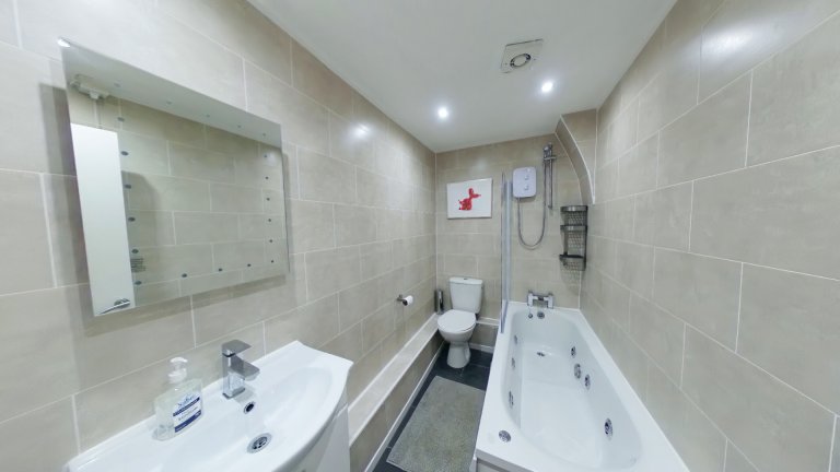  4 Bedroom House, 120 Adelaide Road  -  Adelaide Road  - Gallery -  3