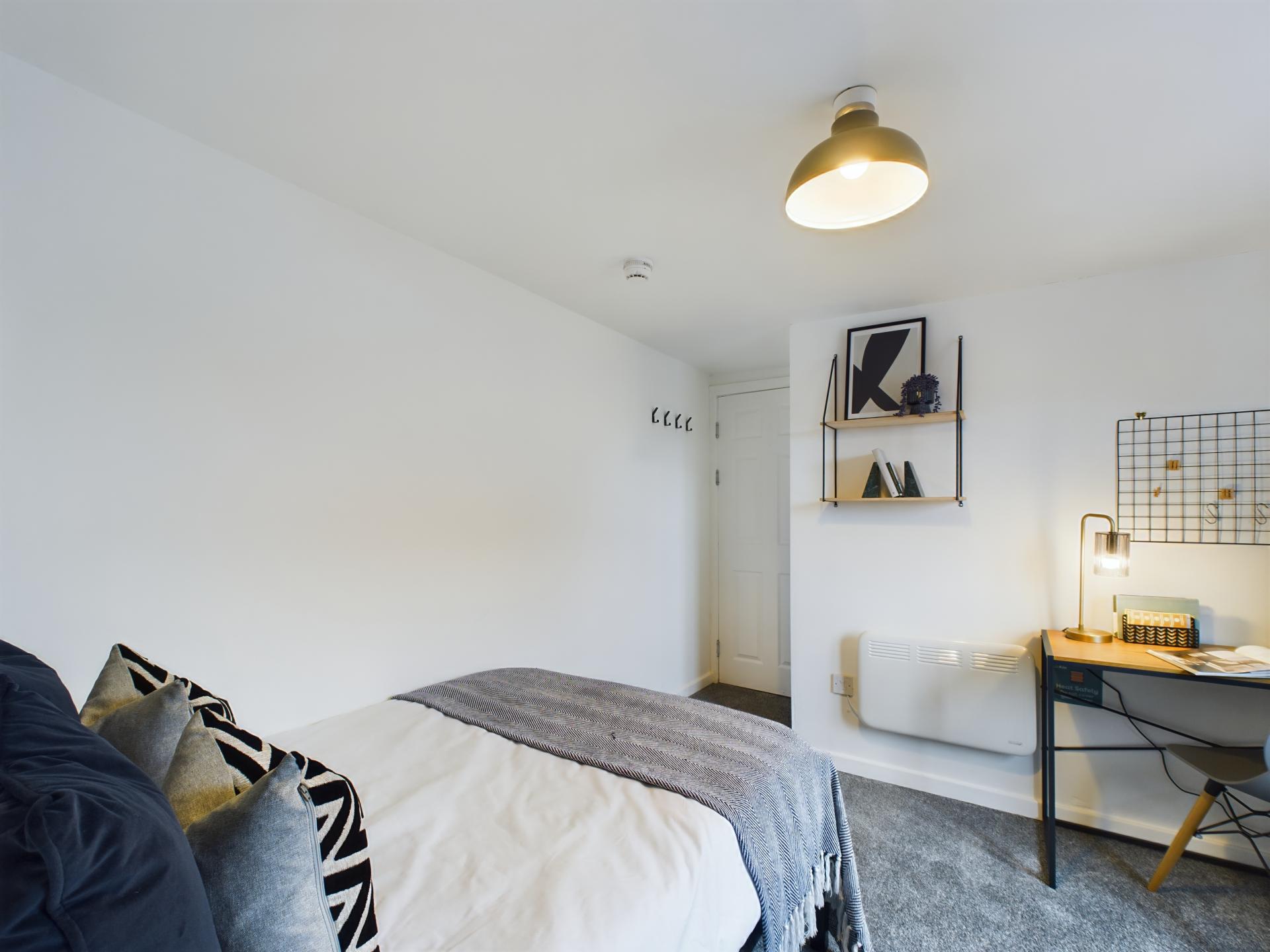  9 Bedroom House  -  Great Western Street  - Gallery -  13