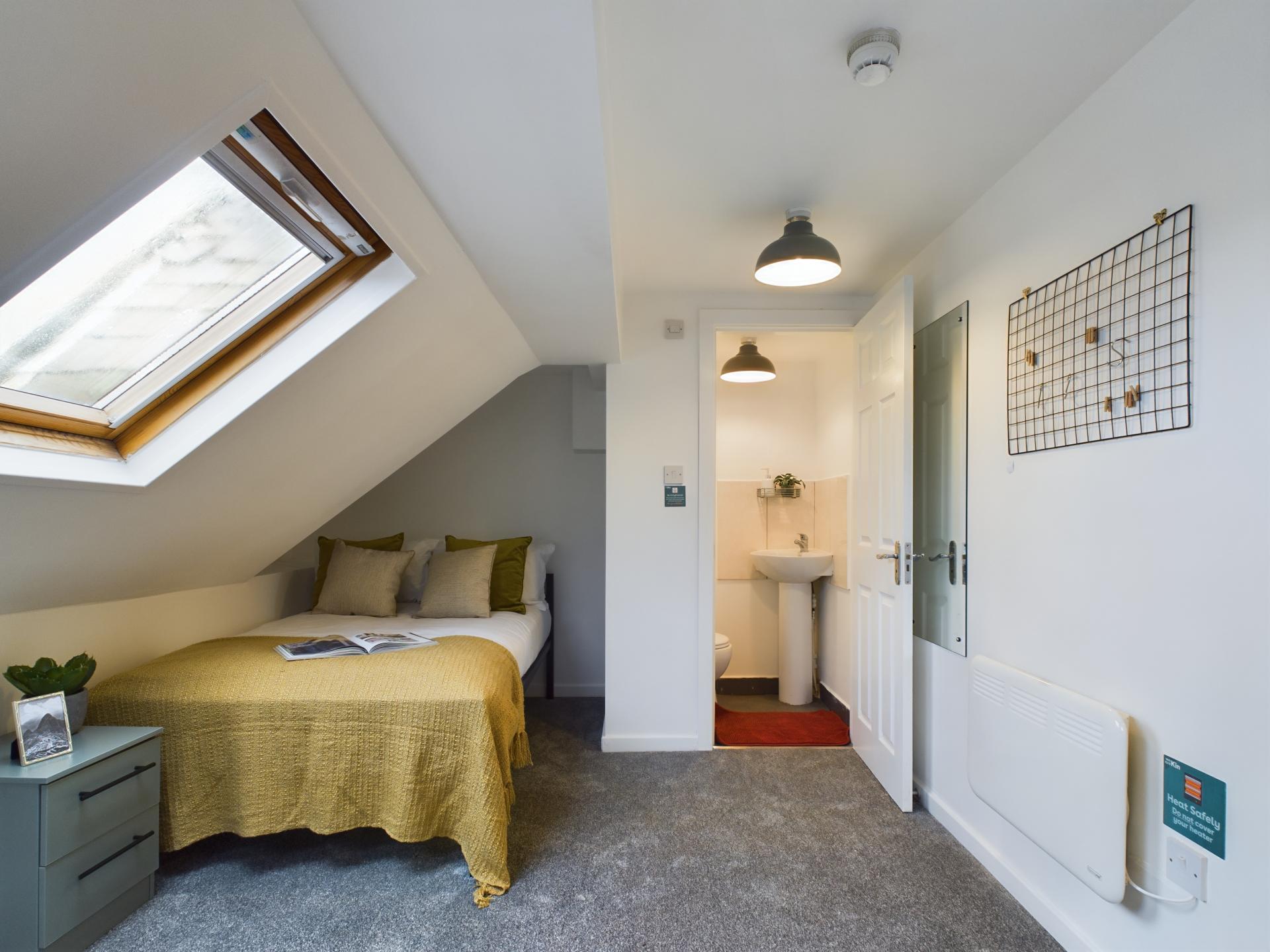  9 Bedroom House  -  Great Western Street  - Gallery -  9