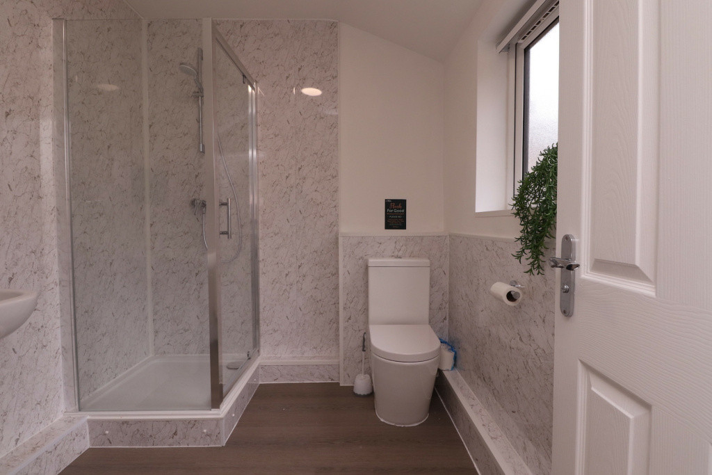  7 Bedroom House (23 Crofton Street)  -  Crofton Street  - Gallery -  3