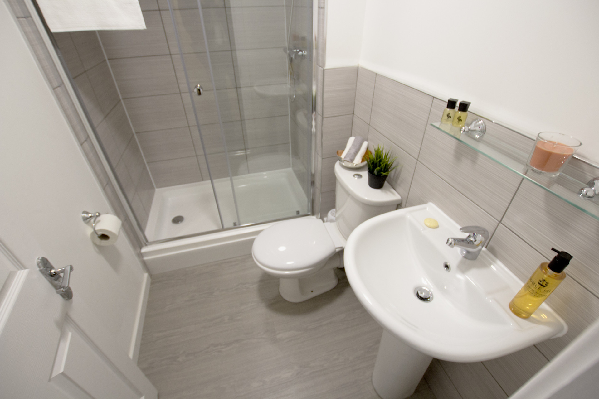  6 Bedroom House (3 Crofton Street)  -  Crofton Street  - Gallery -  9