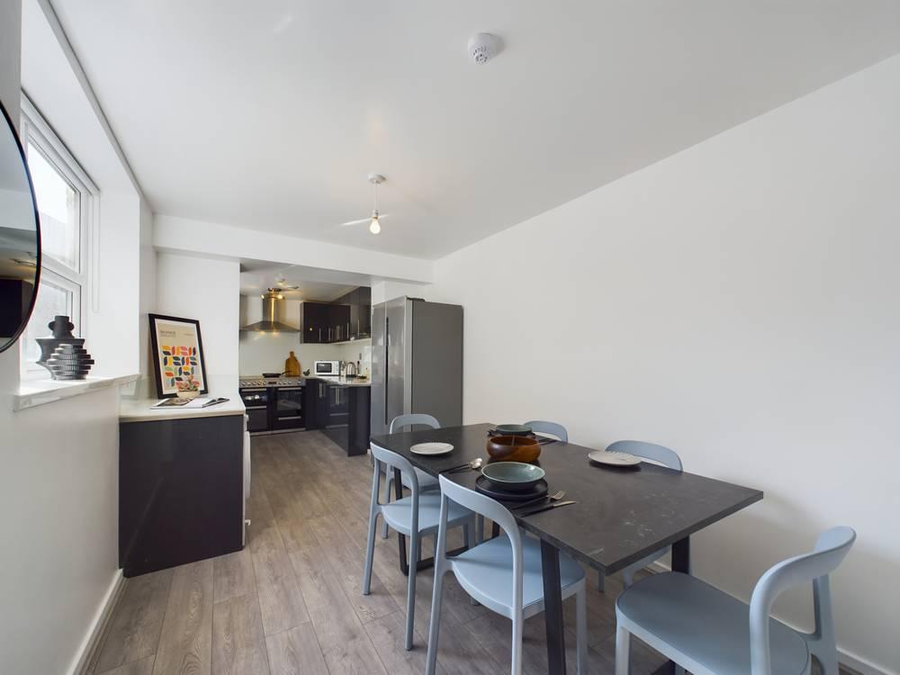  5 Bedroom House (2 Crofton Street)  -  Crofton Street  - Gallery -  9