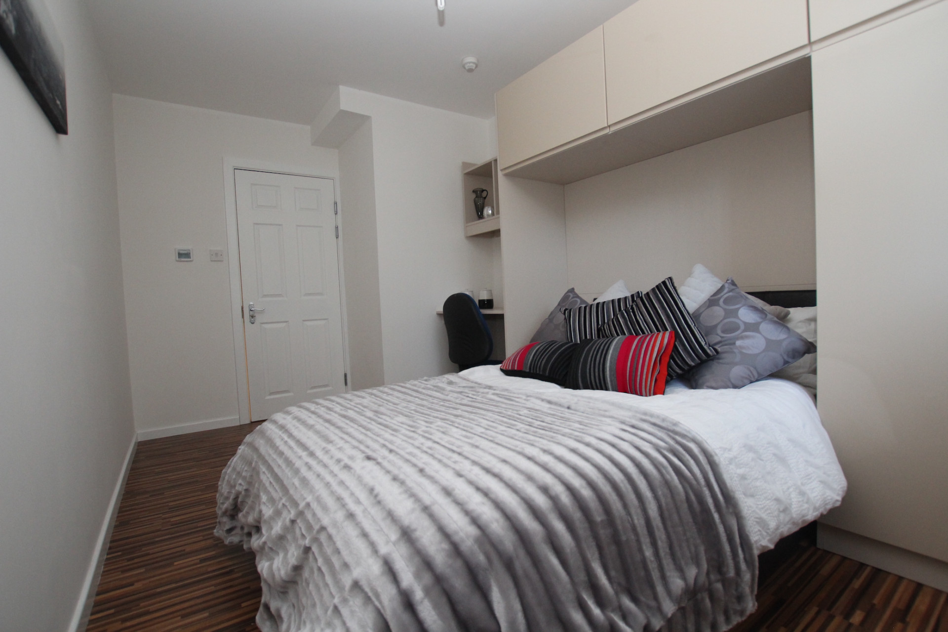  6 Bedroom House (49 Ruskin Avenue)  -  Ruskin Avenue  - Gallery -  6