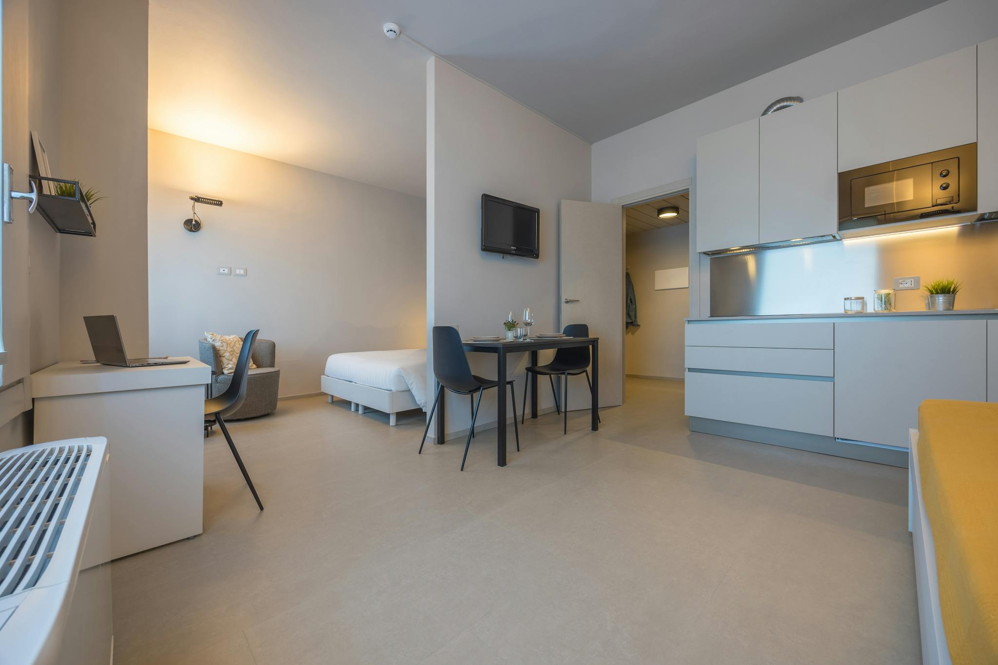  Entire Place  -  Via Antonio Cesari, Milan  - Gallery -  1
