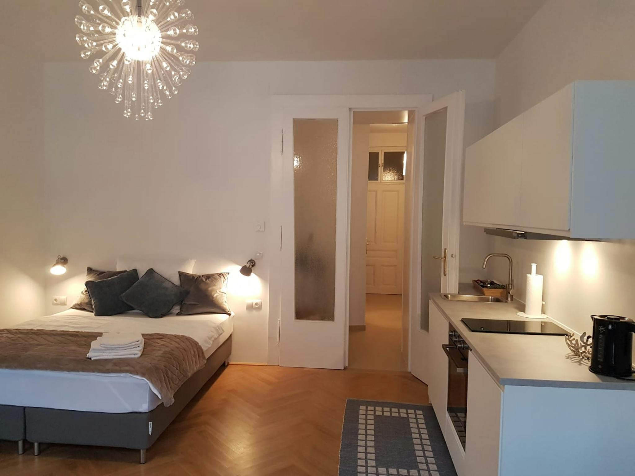  Entire Place  -  Rögergasse, Vienna  - Gallery -  1